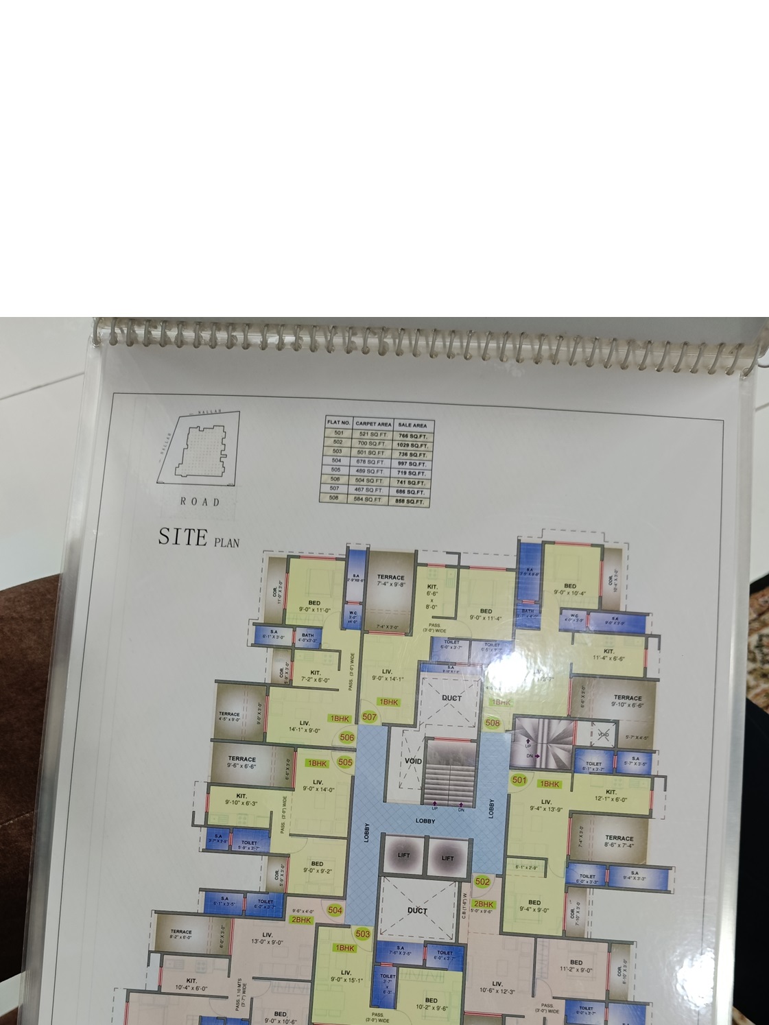 Available for sale a 1-BHK flat (858 Sq-Ft/ Carpet-584 Sq-Ft) situated in Ambernath City. A newly constructed project at Bhidewadi, Kansai, Ambernath-East. Spacious, well-ventilated, attached bathroom, decent flooring, kitchen, balcony. The main door has East-West as per Vastu, facing a park with parking facility. Price Rs. 40 Lakhs.